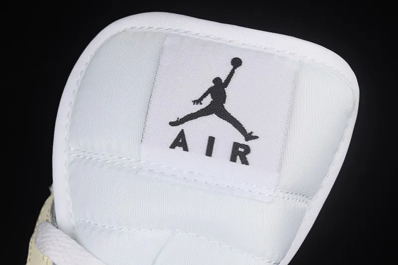 All categories Air Jordan Jordan series basketball shoes Air Jordan 1 Mid Air Jordan 1 Mid AJ1 Joe 1 white apricot milk coconut cream China basketball shoes BQ6472-121